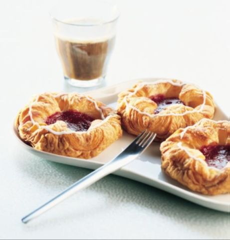Raspberry Crown Danish